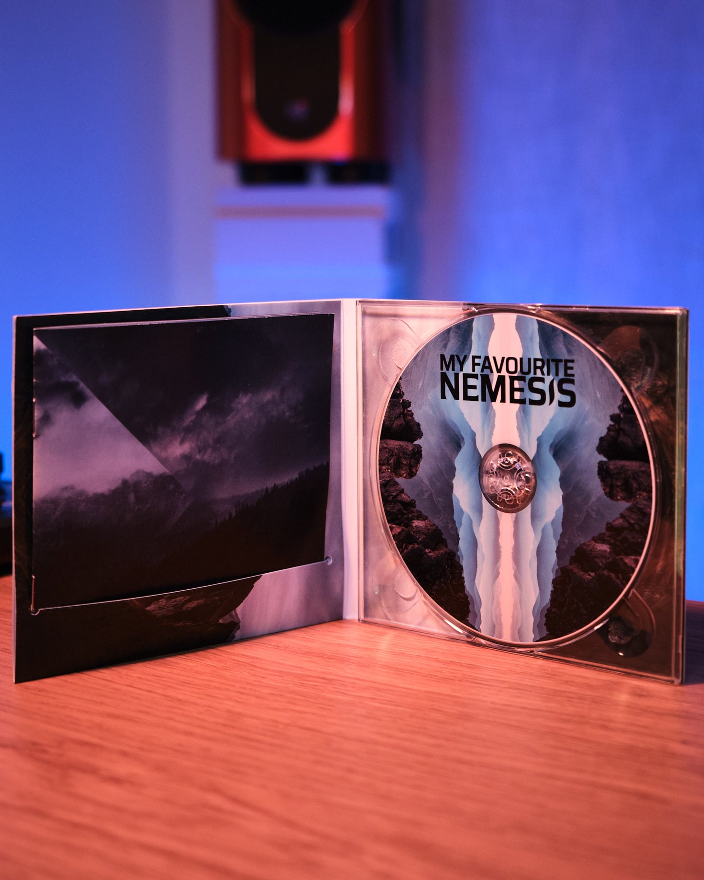 RIFT (Album 2022) (Physical CD)